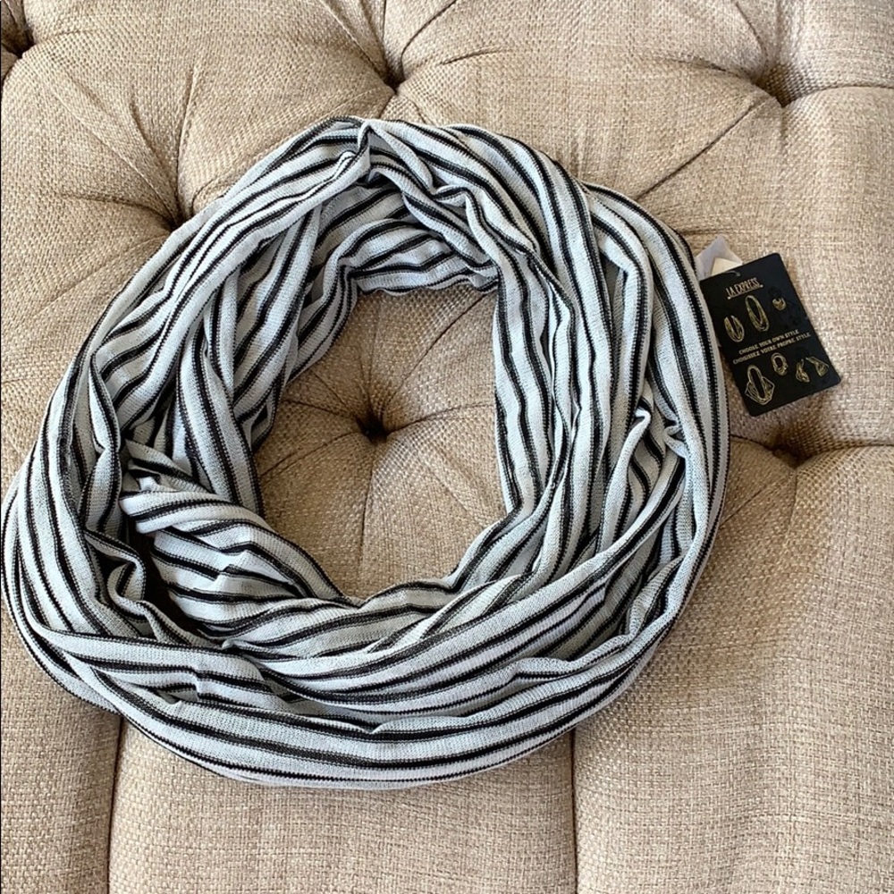 Eternity scarf
